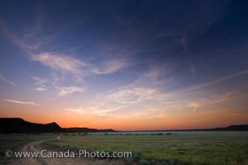 Photo: Badlands Sunset Farming Landscape Southern Saskatchewan