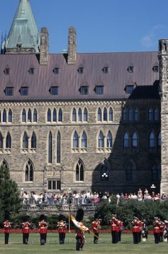 Photo: Changing Guard Ceremony Ottawa