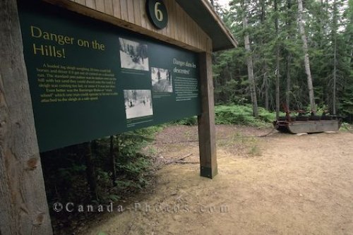 Photo: Information Sign Algonquin Provincial Park