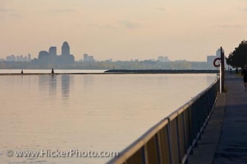 Photo: Lake Ontario Waterfront Scenery Toronto Ontario