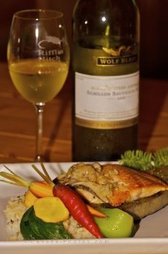 Photo: Food Salmon Entree White Wine Picture