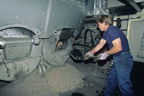 Photo: Steamship Coals Ontario