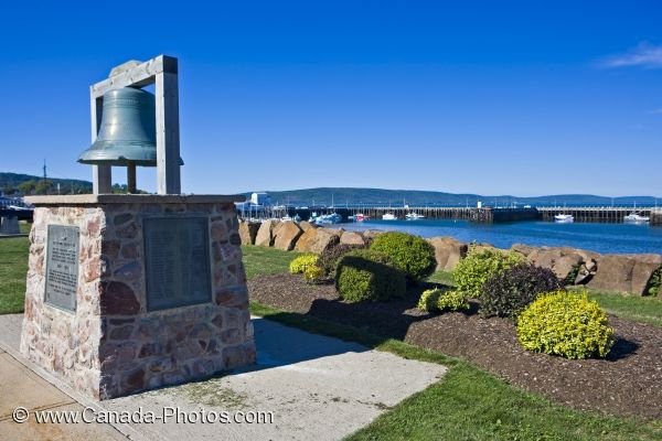 Photo: Bell Monument Bay Of Fundy Nova Scotia