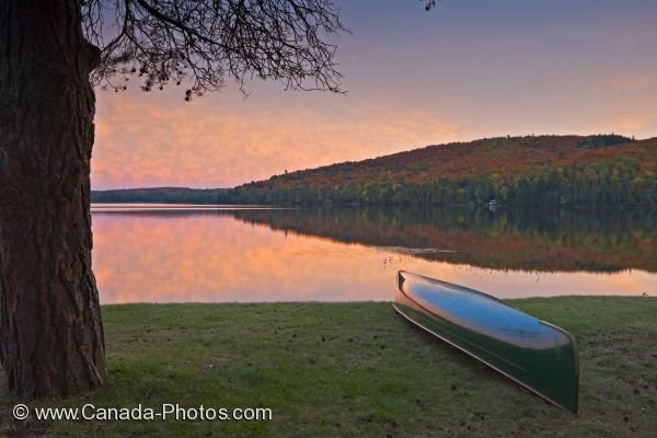 Photo: Canoe Rock Lake Algonquin Provincial Park