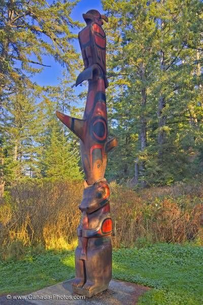 Photo: Sightseeing Native Totempole Pacific Rim National Park